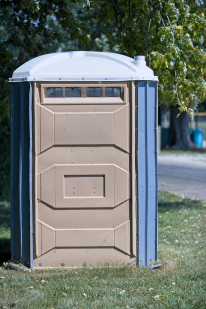 Best Portable bathroom rental  in Roundup, MT